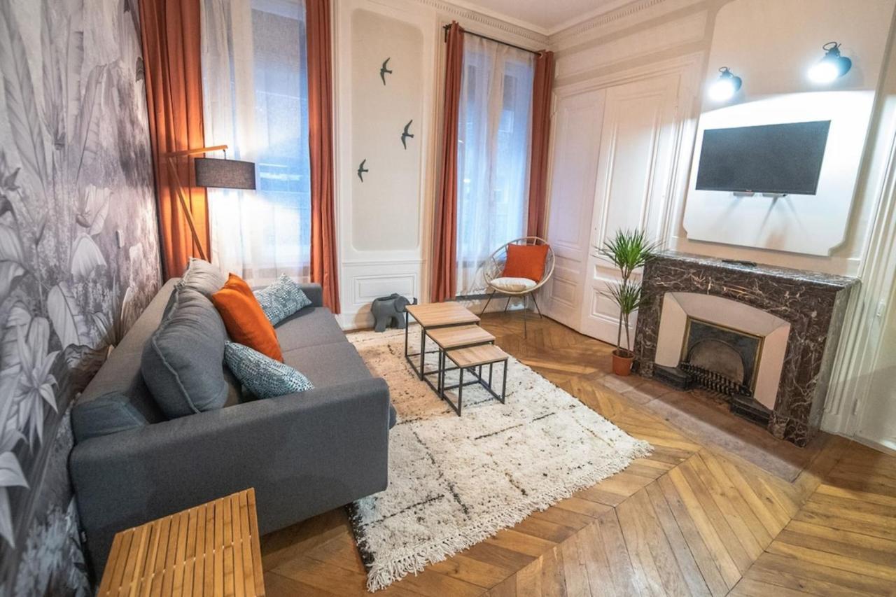 Chez Jean - Beautiful Renovated Studio - Cordeliers Лион Екстериор снимка