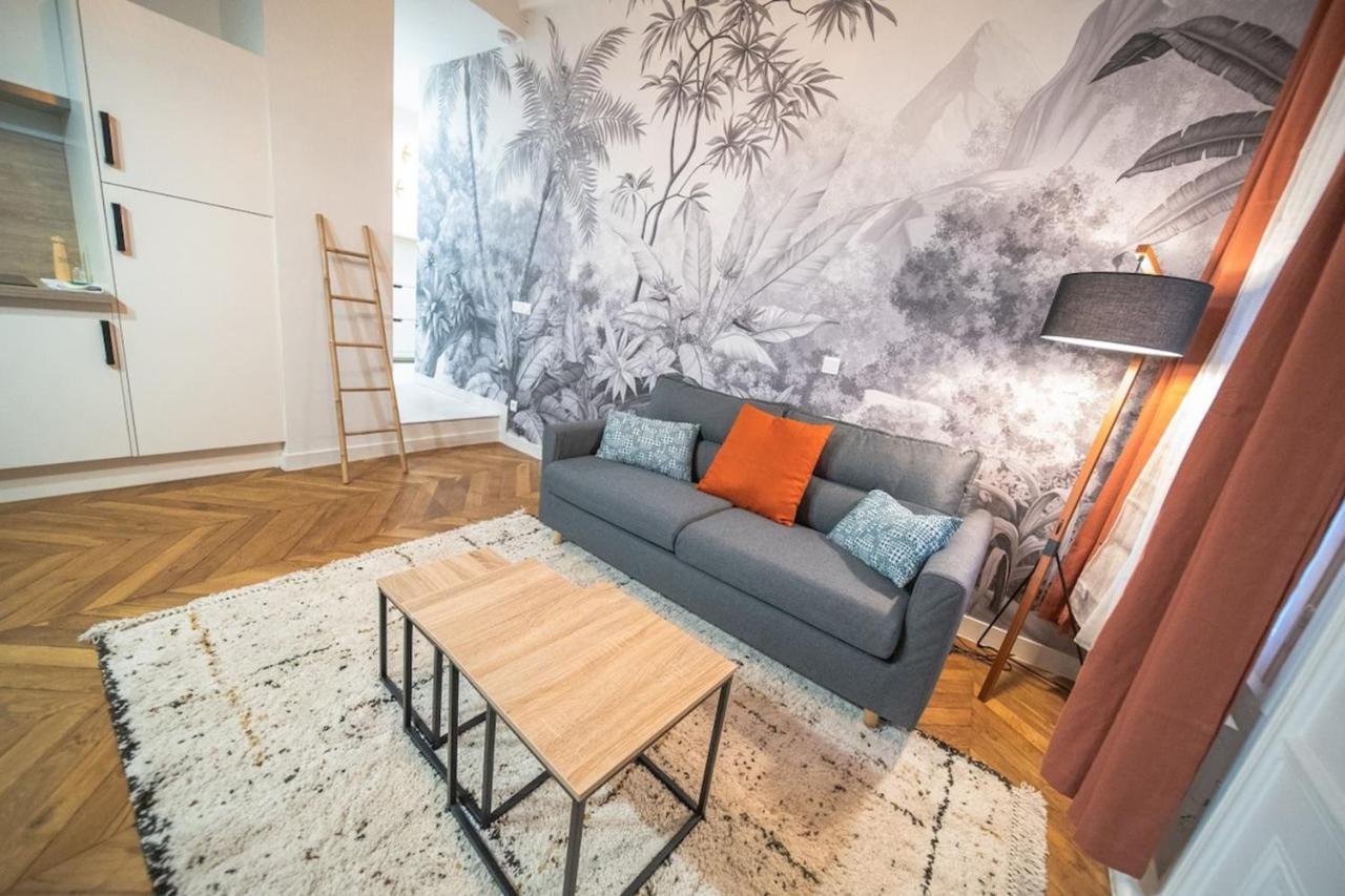 Chez Jean - Beautiful Renovated Studio - Cordeliers Лион Екстериор снимка
